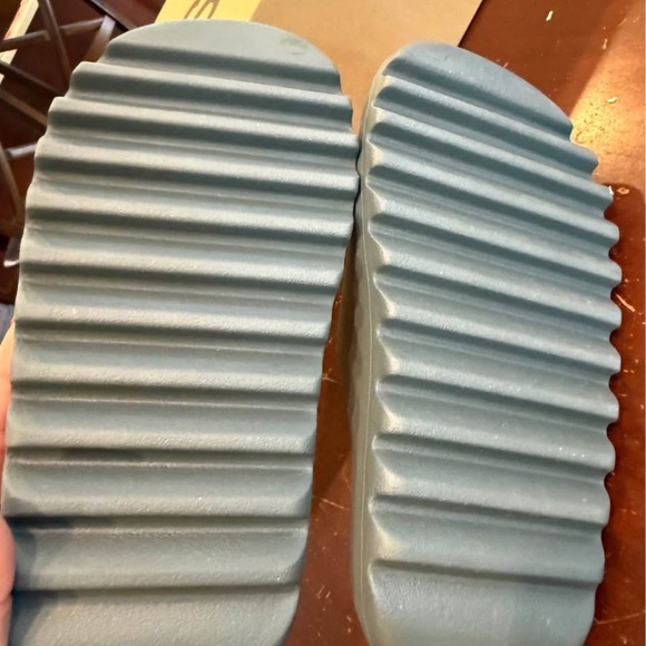 Disney Christmas 2025 Lil Rin Rin Plush Badge Red New